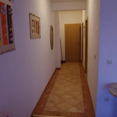 Apartamento With A Parking Space Igrane, Makarska - 13535 *